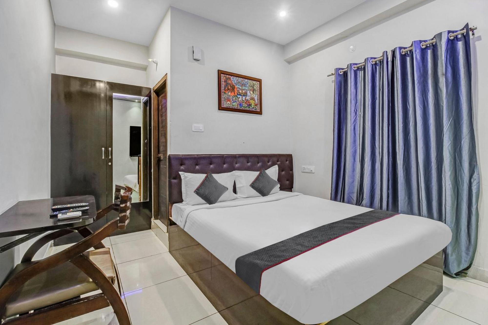 Collection O Galaxy Suites Hajdarábád Exteriér fotografie