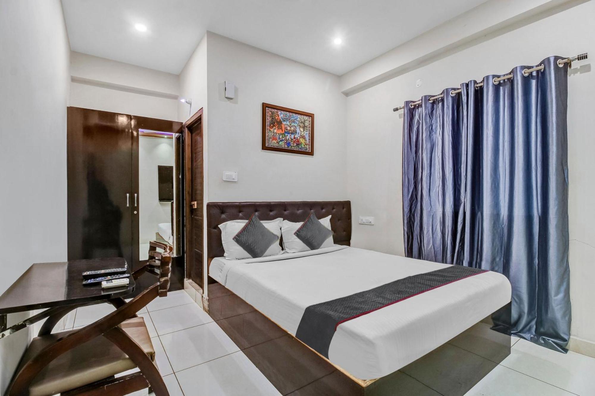 Collection O Galaxy Suites Hajdarábád Exteriér fotografie