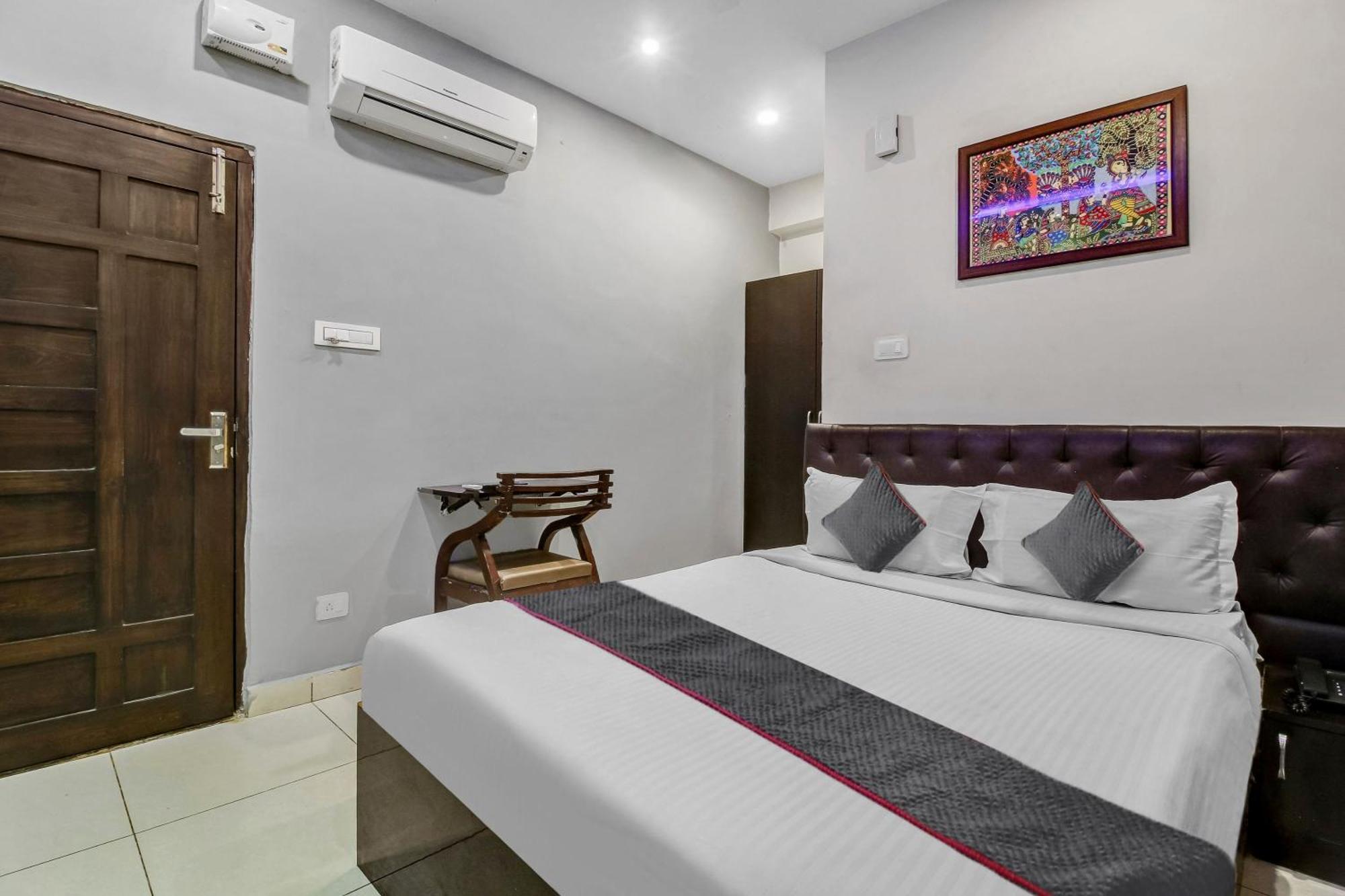 Collection O Galaxy Suites Hajdarábád Exteriér fotografie