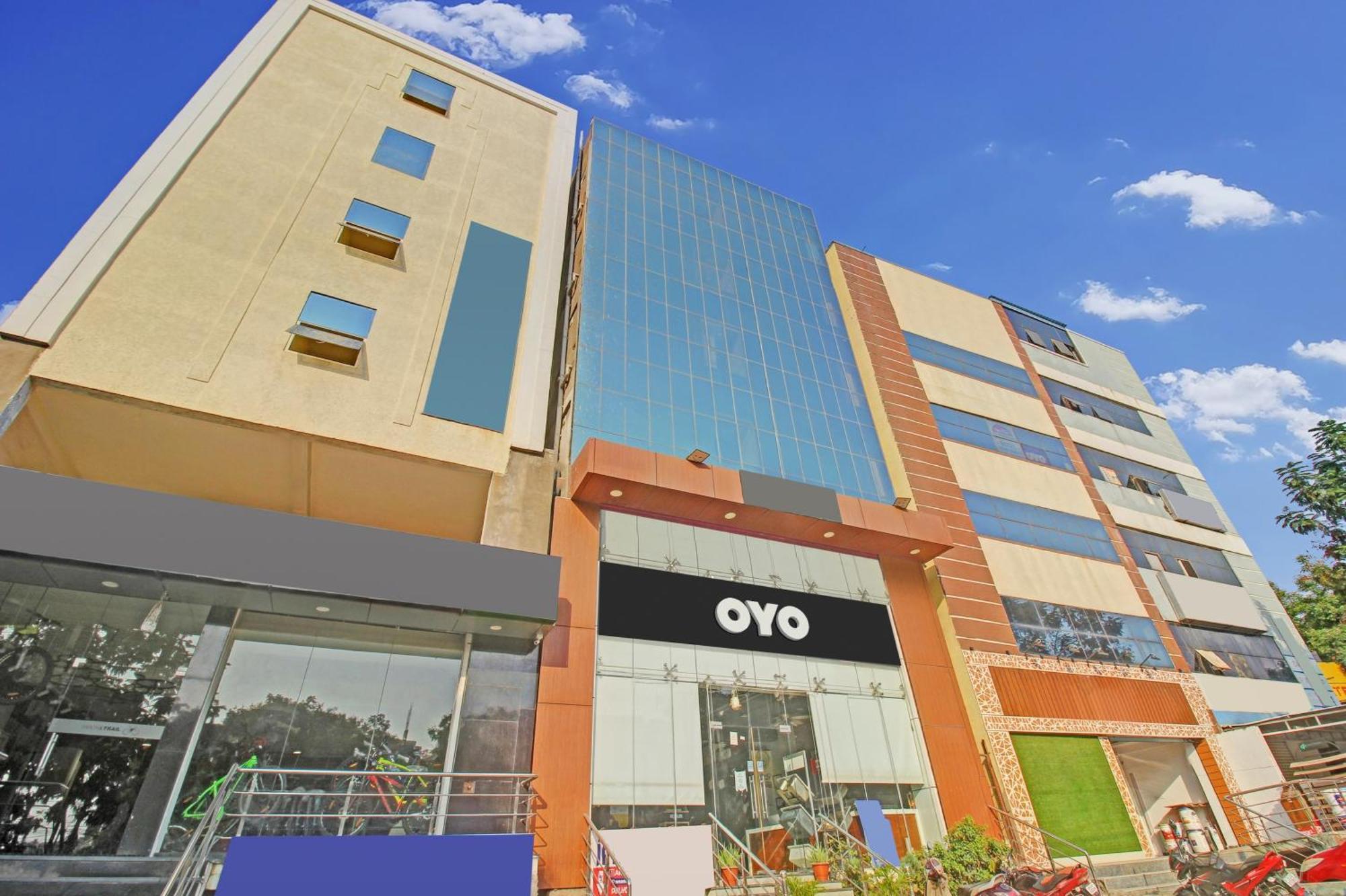 Collection O Galaxy Suites Hajdarábád Exteriér fotografie